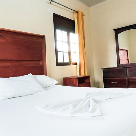 Hostal Eden Moyogalpa Zewnętrze zdjęcie