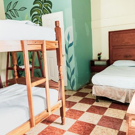 Hostal Eden Moyogalpa Zewnętrze zdjęcie