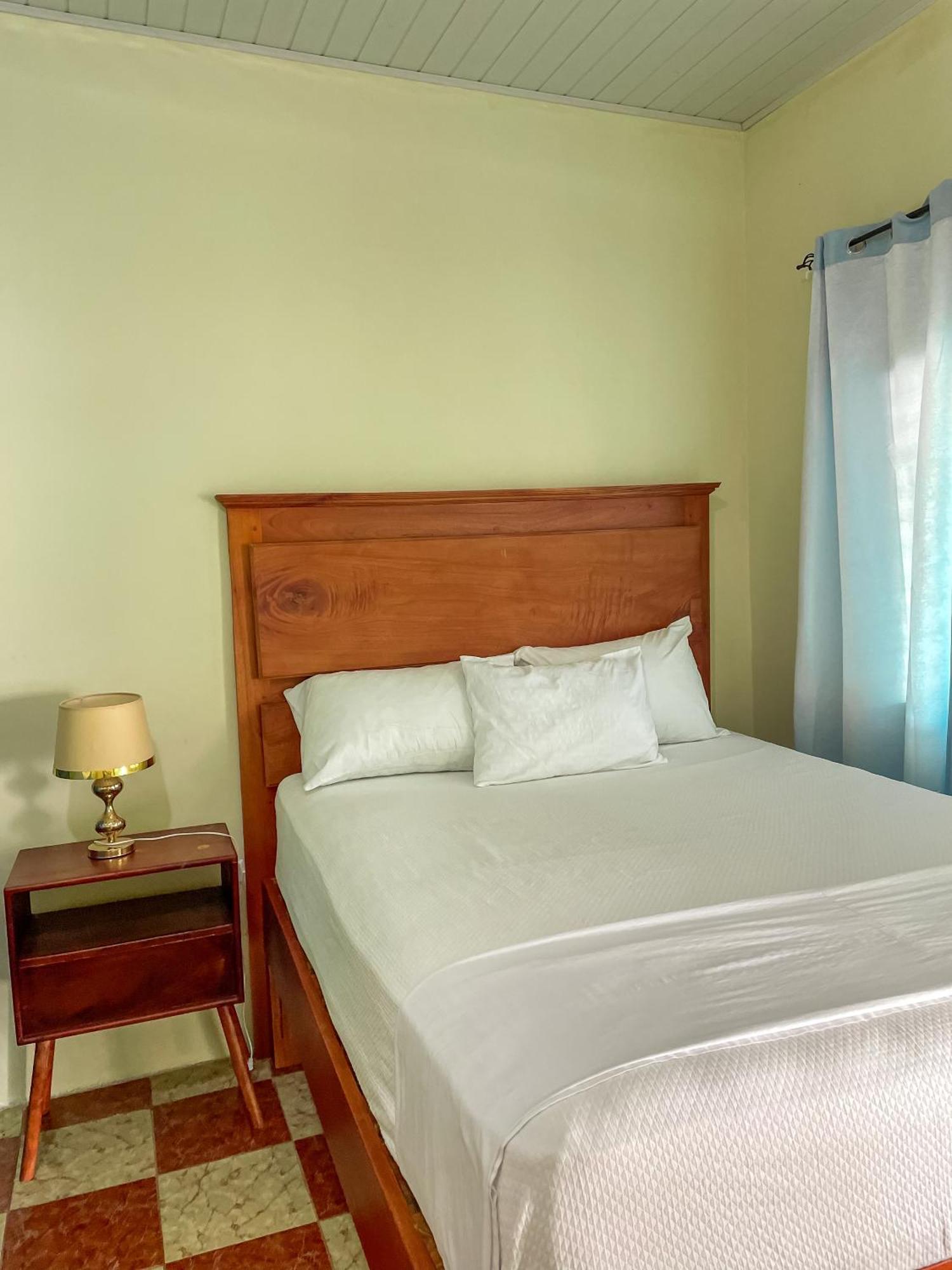 Hostal Eden Moyogalpa Zewnętrze zdjęcie