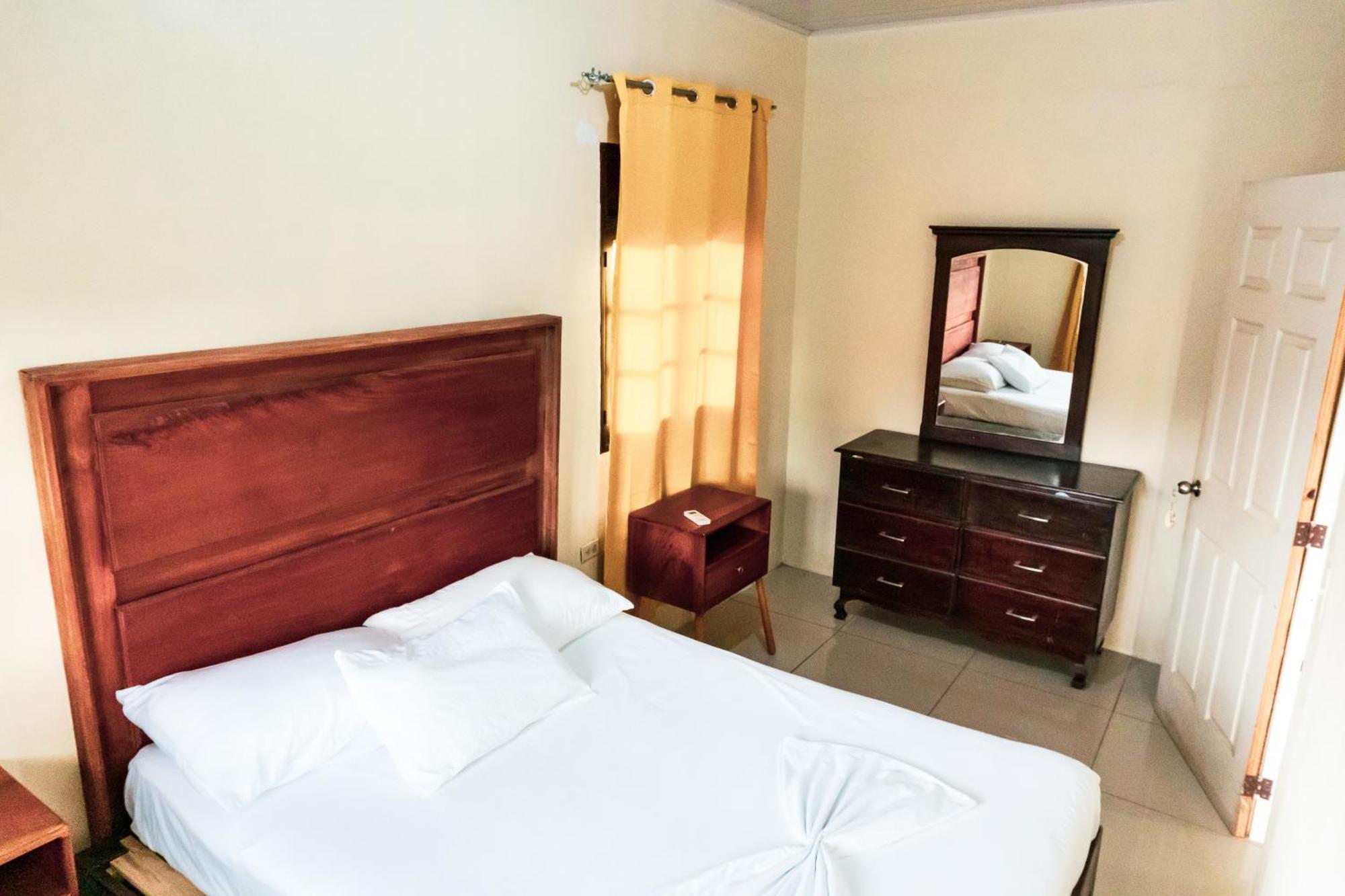 Hostal Eden Moyogalpa Zewnętrze zdjęcie