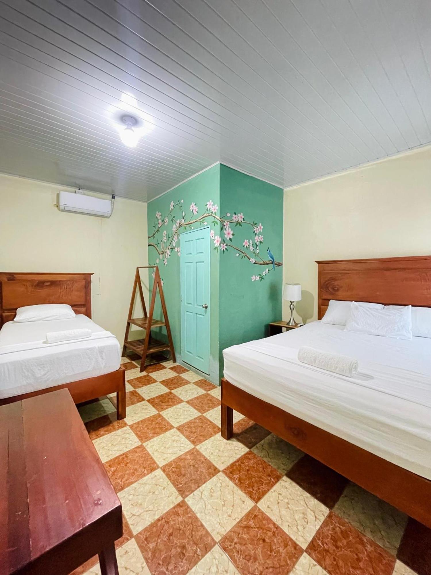Hostal Eden Moyogalpa Zewnętrze zdjęcie